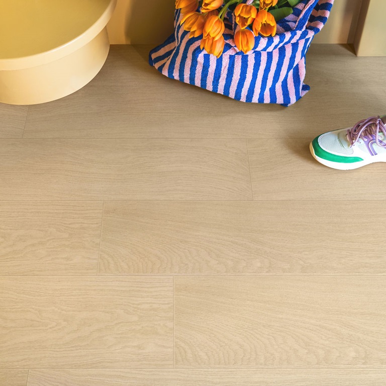 Quick-Step Impressive Lakkozott fehér tölgy –  1380 x 190 x 8 mm
